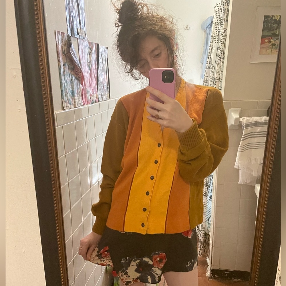 Slouchy Men’s Color Block Color Block Cardigan In… - image 4